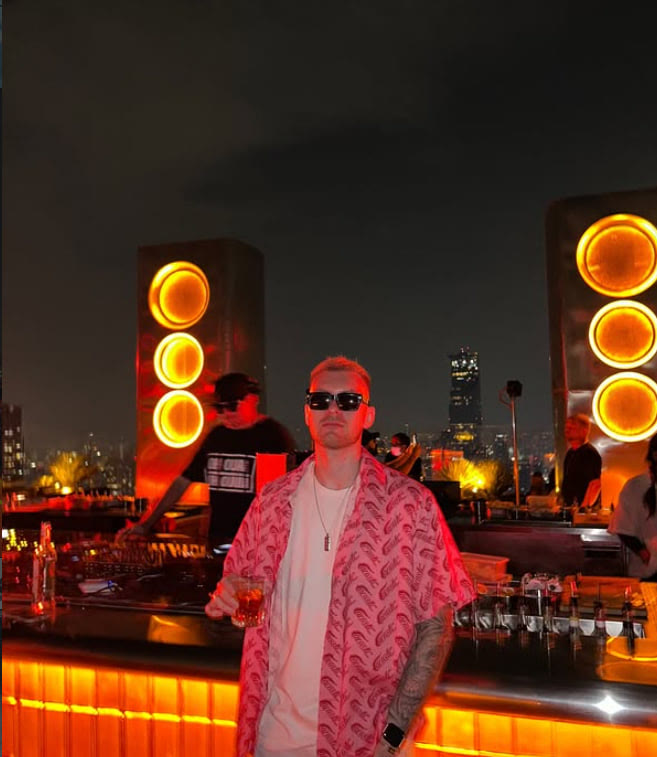 AGENTBOY at a rooftop venue