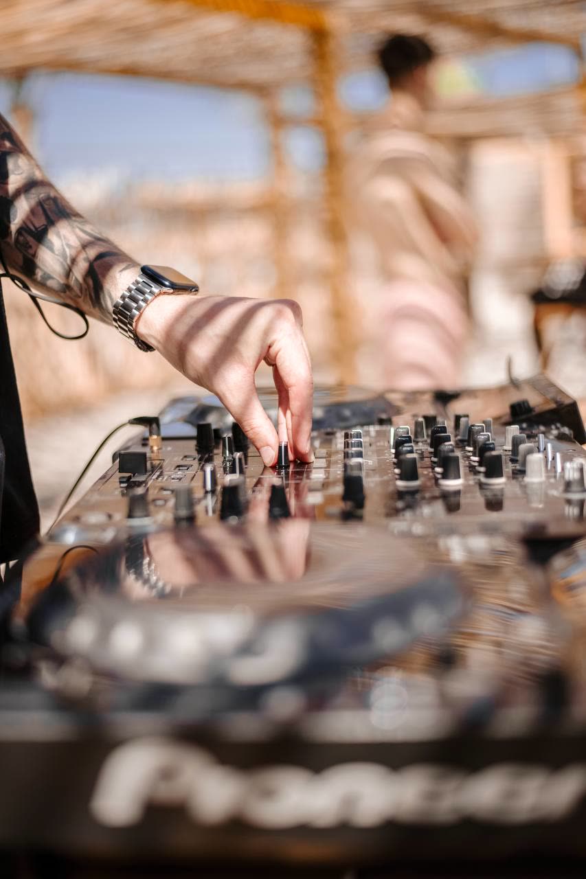 Hands on the mixer